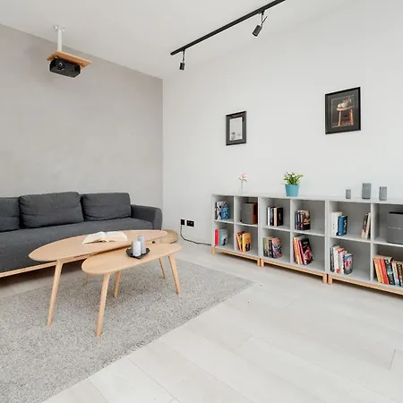 Bright Apartment With Balcony Close To The Poniatowski Park Lodz By Noclegi Renters Exterior photo
