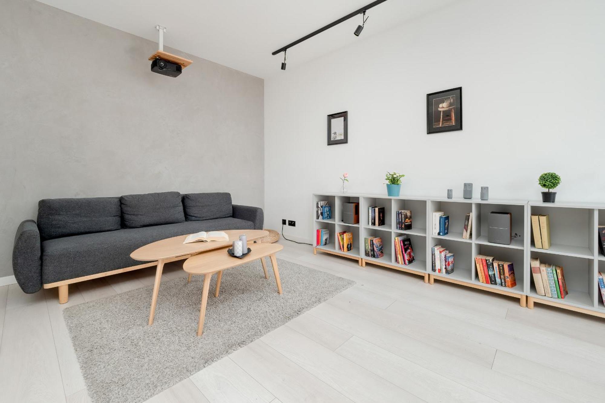 Apartment Bright With Balcony Close To The Poniatowski Park By Renters